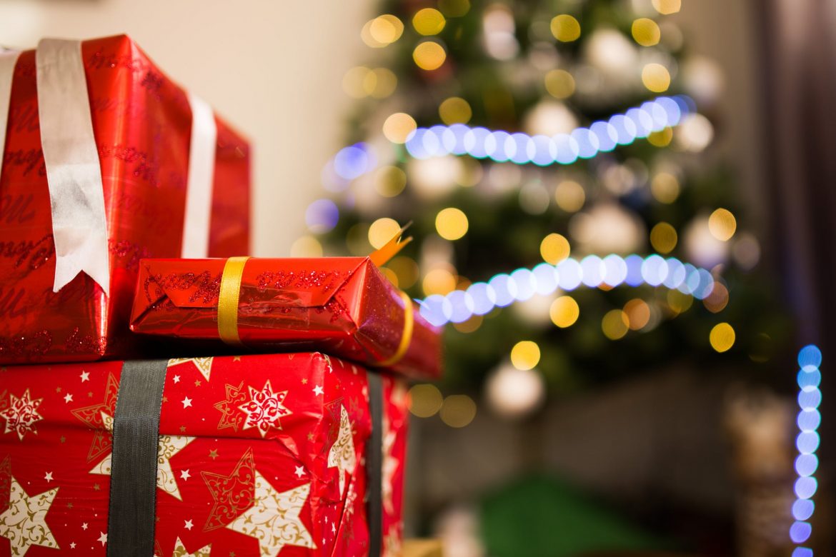8 Ways to Save this Christmas